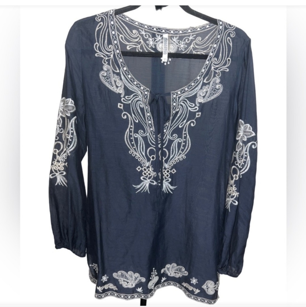 Grey embroidered tunic made of cotton and silk blend  sizeS